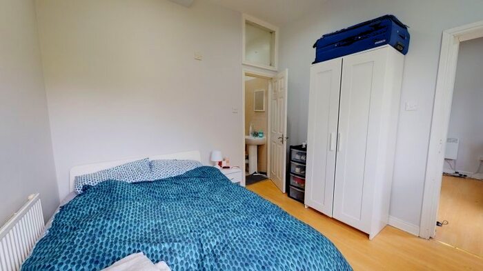 1 Bedroom Flat To Rent In Hyde Park Road, Hyde Park, Leeds, LS6