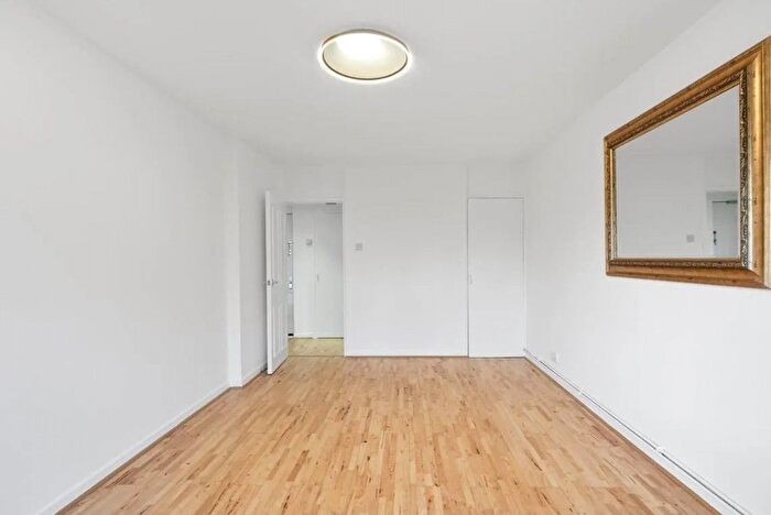 1 Bedroom Flat To Rent In Christchurch Avenue, London, NW6