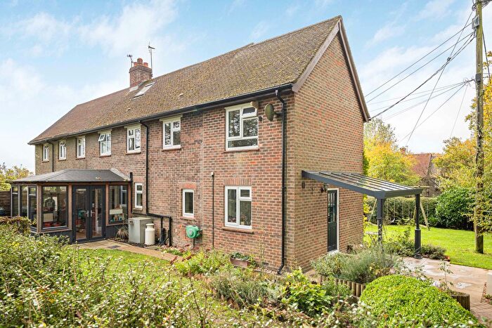 3 Bedroom Cottage For Sale In Honeycritch Lane, Froxfield, Hampshire, GU32