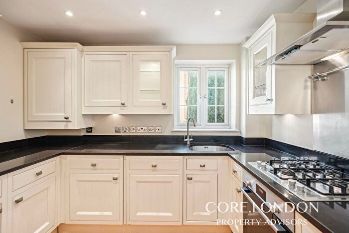 2 Bedroom Flat To Rent In Maddison Court, Ealing, W5