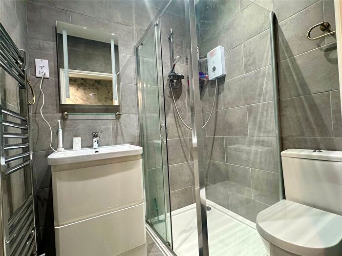 2 Bedroom Flat To Rent In Clarence Road, Croydon, CR0