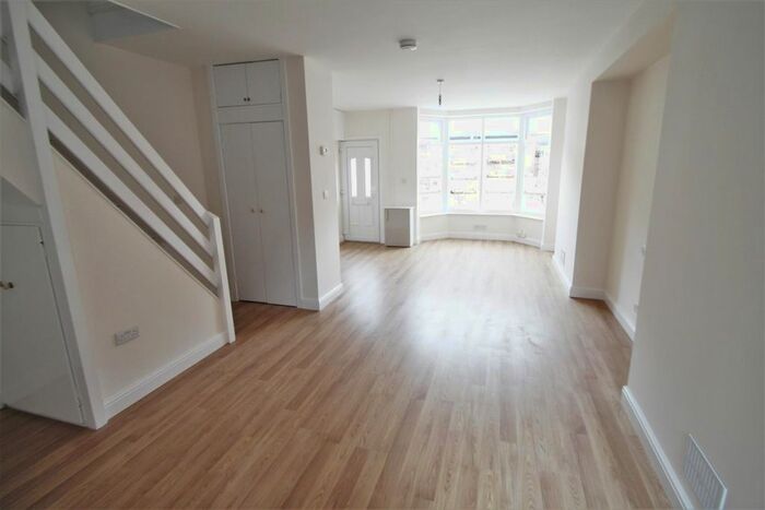 3 Bedroom Terraced House To Rent In Barff Road, Salford, M5