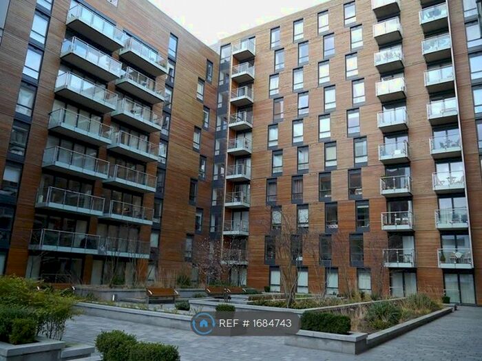 2 Bedroom Flat To Rent In Hermitage, Reading, RG1
