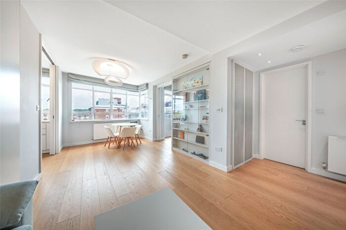 1 Bedroom Flat For Sale In Oslo Court, Prince Albert Road, St John's Wood, London, NW8