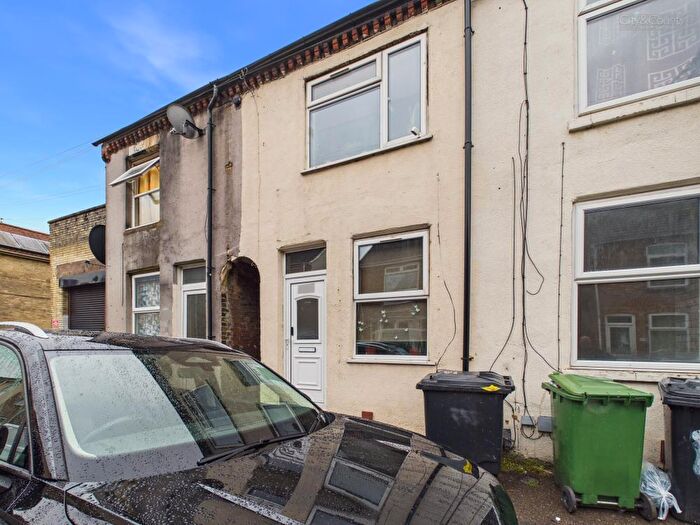 2 Bedroom Terraced House For Sale In Clarence Road, Peterborough, PE1