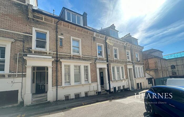 1 Bedroom Flat For Sale In Verulam Place, Bournemouth Town Centre, Dorset, BH1