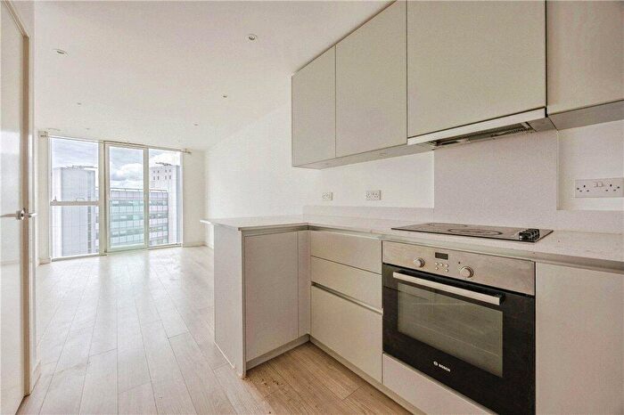 1 Bedroom Flat For Sale In Saffron Central Square, Croydon, CR0