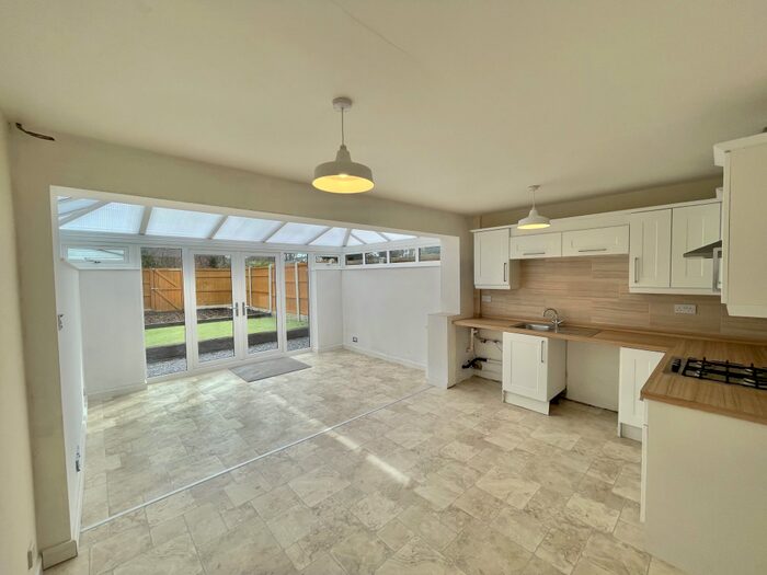 3 Bedroom Terraced House To Rent In Wells Close, Mickle Trafford, Chester, CH2