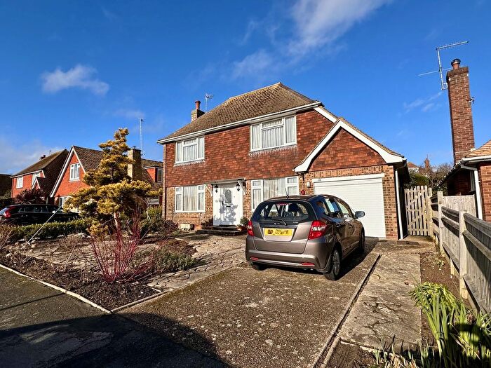 3 Bedroom Detached House For Sale In Cowdray Park Road, Bexhill-On-Sea, TN39