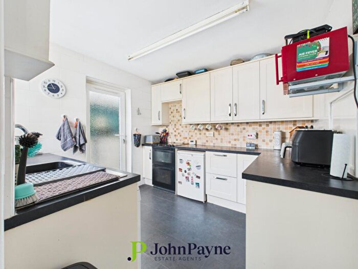 2 Bedroom Bungalow For Sale In Woodway Lane, Walsgrave, Coventry, CV2