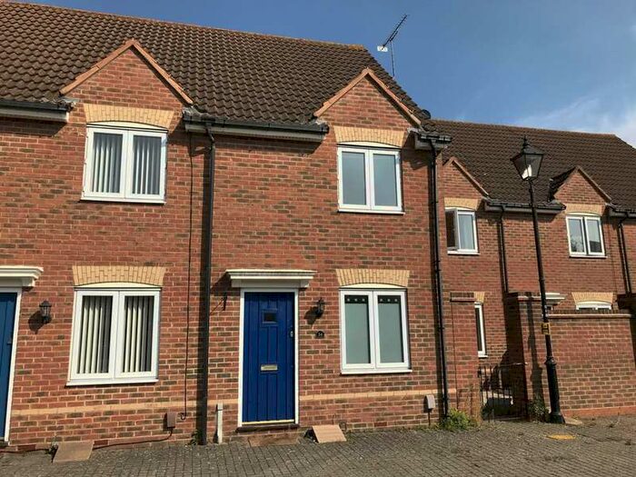 2 Bedroom Terraced House To Rent In Sandhill Way, Aylesbury, HP19