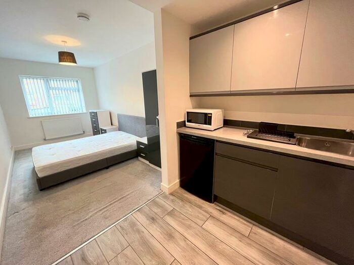 1 Bedroom House Of Multiple Occupation To Rent In Dryleaze Road Stapleton Bristol, BS16