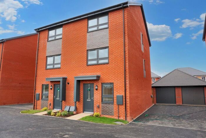 3 Bedroom Semi-Detached House To Rent In White Lias Way, Upper Lighthorne, Leamington Spa, Warwickshire, CV33