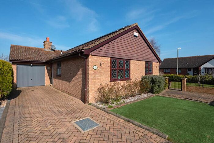 3 Bedroom Detached Bungalow For Sale In The Russets, Chestfield, Whitstable, CT5
