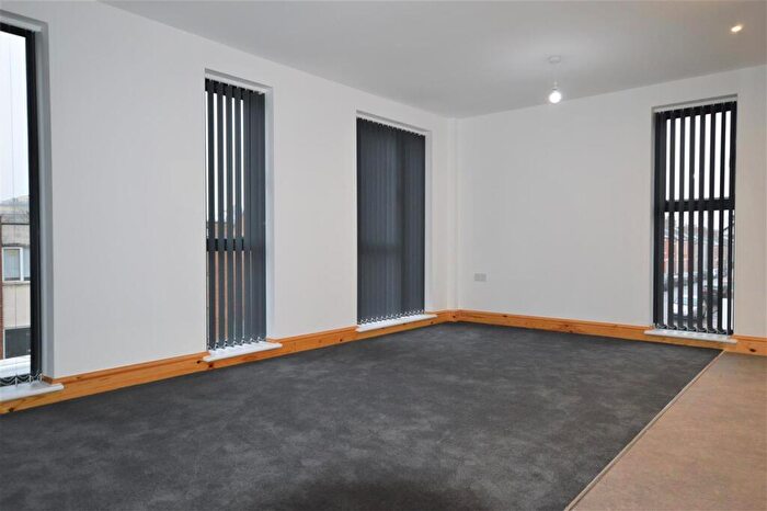 2 Bedroom Apartment To Rent In Stanhope Road, Kingsthorpe, NN2