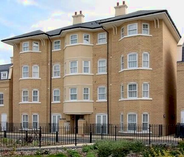 2 Bedroom Apartment To Rent In St Matthews Gardens, Cambridge, CB1