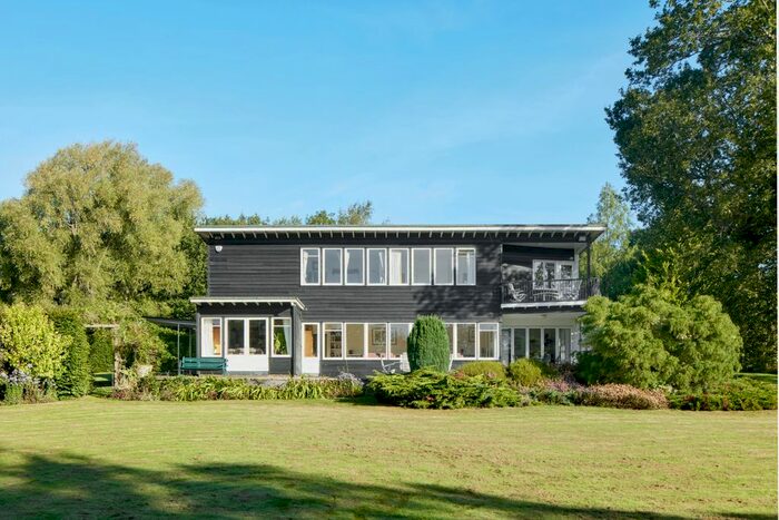 6 Bedroom Detached House For Sale In Shipbourne, Tonbridge, Kent, TN11