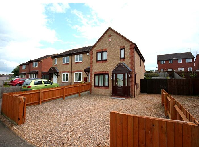 3 Bedroom End Of Terrace House To Rent In Charles Street, Wellingborough, Northamptonshire., NN8