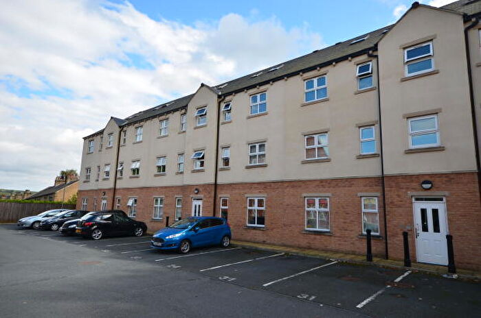 2 Bedroom Property To Rent In Savile Grange Apartments, Free School Lane, Halifax, HX1