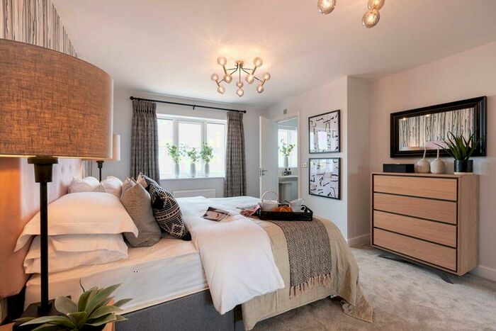 4 Bedroom Detached House For Sale In The Avenue Overstone Northants, NN6