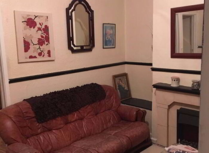 4 Bedroom End Of Terrace House To Rent In Fallswater Street, Belfast, BT12