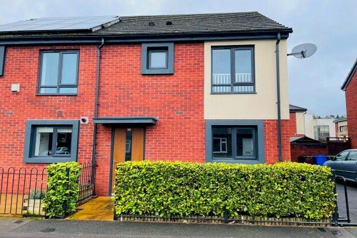 3 Bedroom Property To Rent In Foden Street, Stoke-On-Trent, ST4