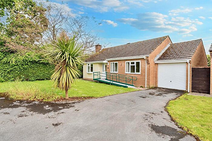 2 Bedroom Bungalow For Sale In Apple Drive, Willand, Devon, EX15