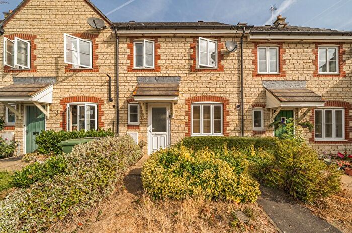 3 Bedroom Terraced House For Sale In Knolles Drive, Stanford In The Vale, Faringdon, Oxfordshire, SN7