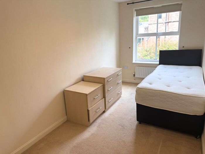 2 Bedroom Flat To Rent In Quarry Street, L25
