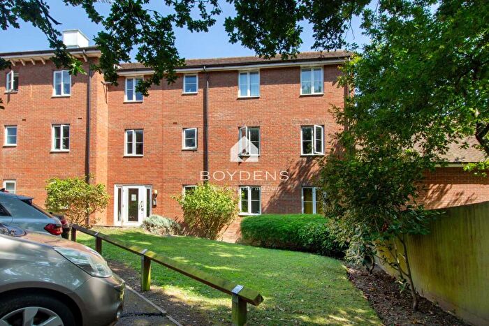 2 Bedroom Apartment To Rent In Bradford Drive Colchester, CO4