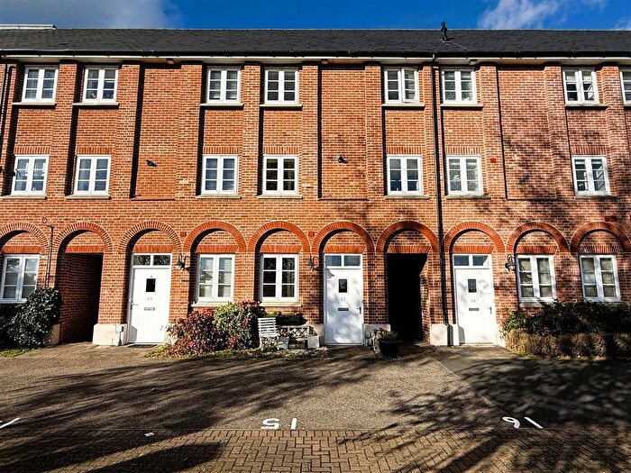 3 Bedroom Town House For Sale In Pirnhow Street, Ditchingham, Bungay, NR35