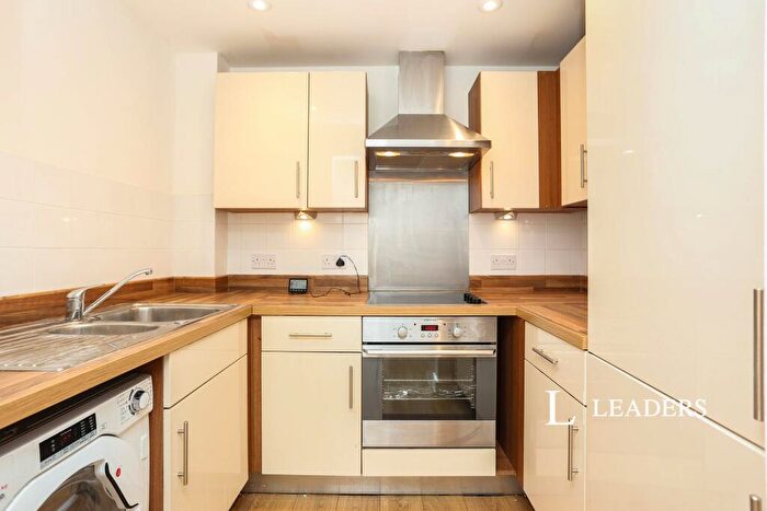 2 Bedroom Apartment To Rent In Stevenson Court, Cumberland Place, Catford, SE6