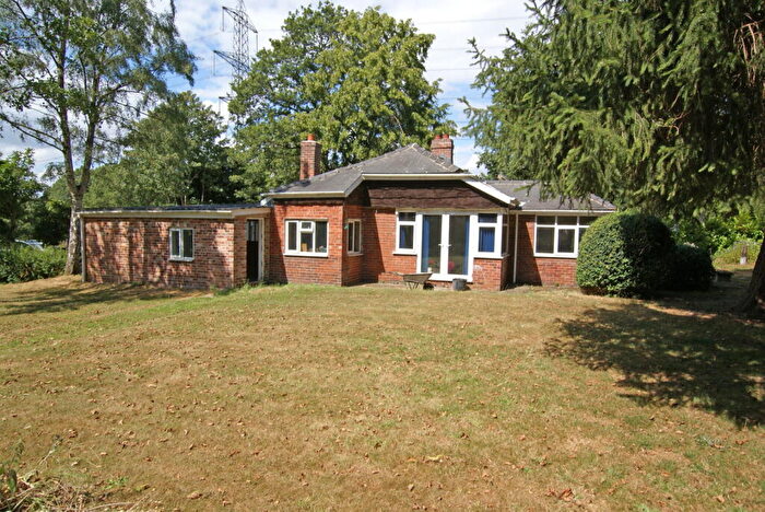 2 Bedroom Detached Bungalow For Sale In Sutton Spring Wood, Temple Normanton, S42