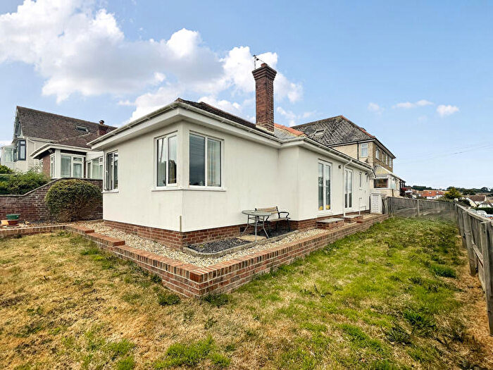 3 Bedroom Semi-Detached Bungalow For Sale In Townsend Road, Seaton, Devon, EX12