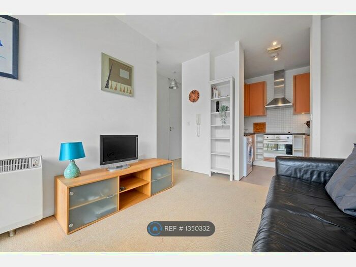 1 Bedroom Flat To Rent In Timber Wharf, Manchester, M15