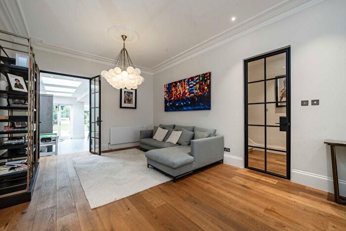 6 Bedroom Property To Rent In Grove Park Gardens, London, W4