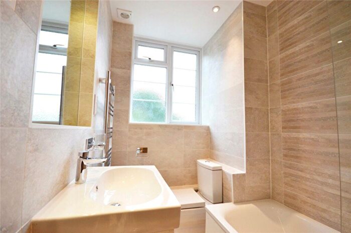 2 Bedroom Apartment To Rent In Greville Hall, St John's Wood, NW6