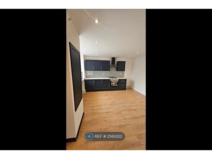 4 Bedroom Terraced House To Rent In Eldon Street, Bolton, BL2