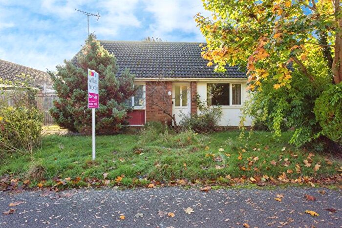 2 Bedroom Semi-Detached Bungalow For Sale In The Croft, Bardwell, Bury St. Edmunds, IP31