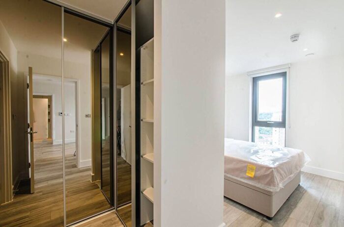 1 Bedroom Flat To Rent In Union Wharf, Greenwich, London, SE8
