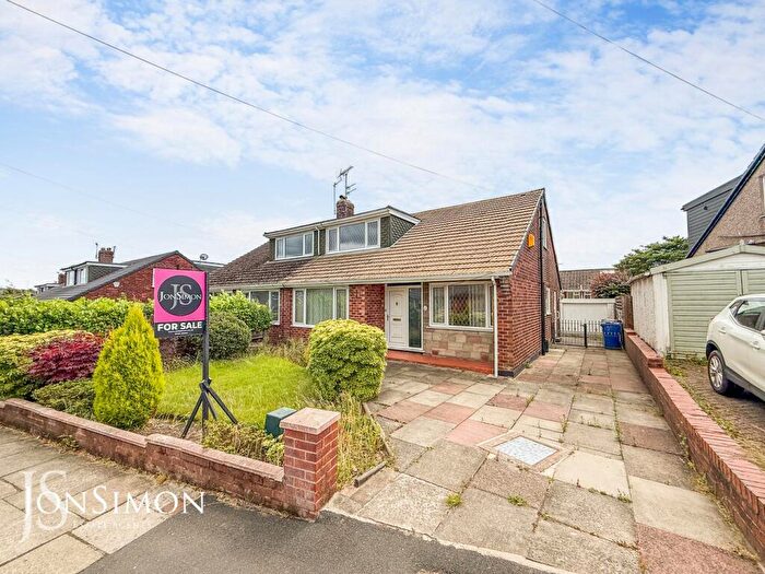 3 Bedroom Semi-Detached House For Sale In Vernon Road, Greenmount, Bury, BL8