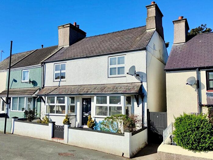 3 Bedroom End Of Terrace House For Sale In Quay Street, Amlwch, Isle Of Anglesey, LL68
