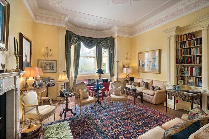 1 Bedroom Flat For Sale In Ennismore Gardens, London, SW7