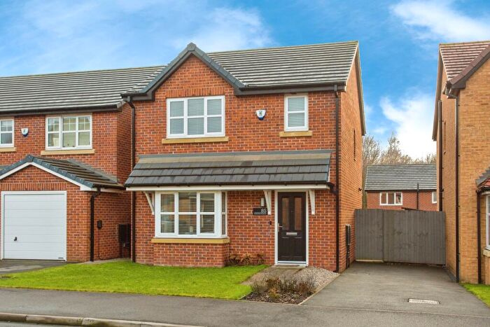 3 Bedroom Detached House For Sale In Grasmere Avenue, Farington, Leyland, Lancashire, PR25