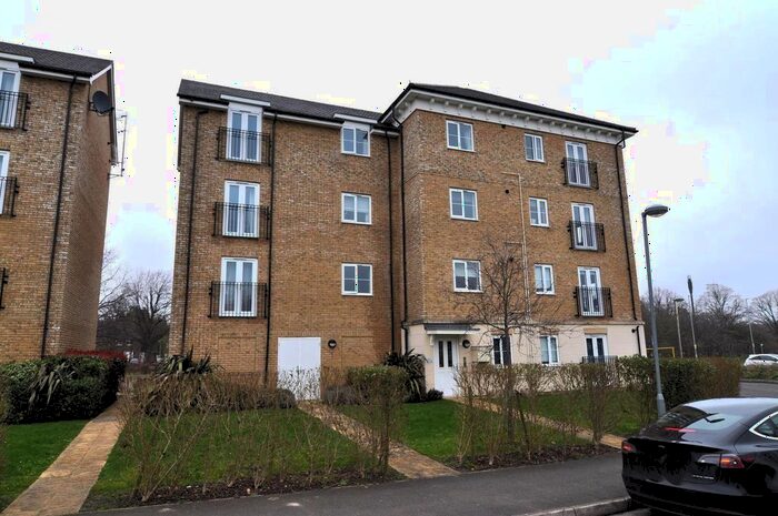 1 Bedroom Flat To Rent In Mowlam Court, C Dodd Road, Watford, WD24