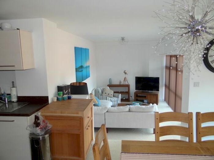 2 Bedroom Flat To Rent In Warstone Lane, Birmingham, B18