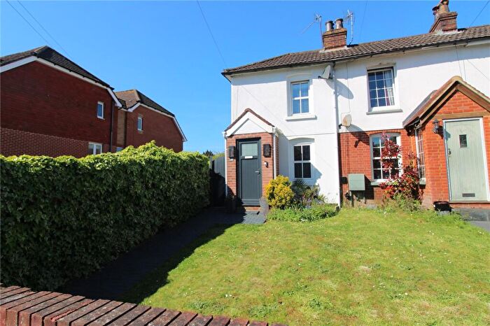 2 Bedroom End Of Terrace House For Sale In Trinity Street, Fareham, Hampshire, PO16