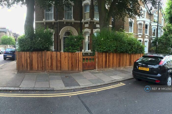 2 Bedroom Flat To Rent In Brockley, London, SE4