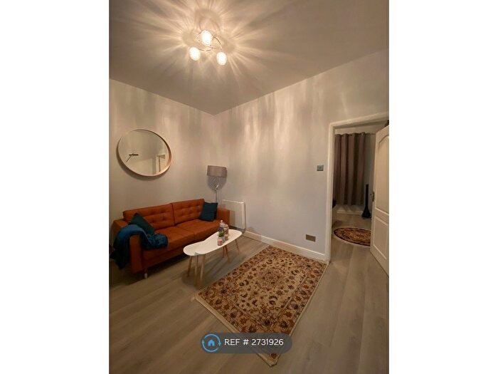 1 Bedroom Flat To Rent In London Road, Southend-On-Sea, SS1