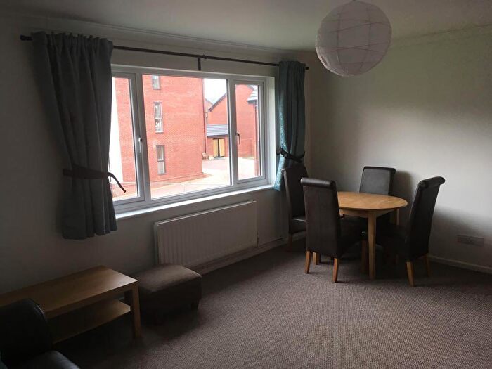 2 Bedroom Flat To Rent In Donegal Close, Canley, Coventry, CV4